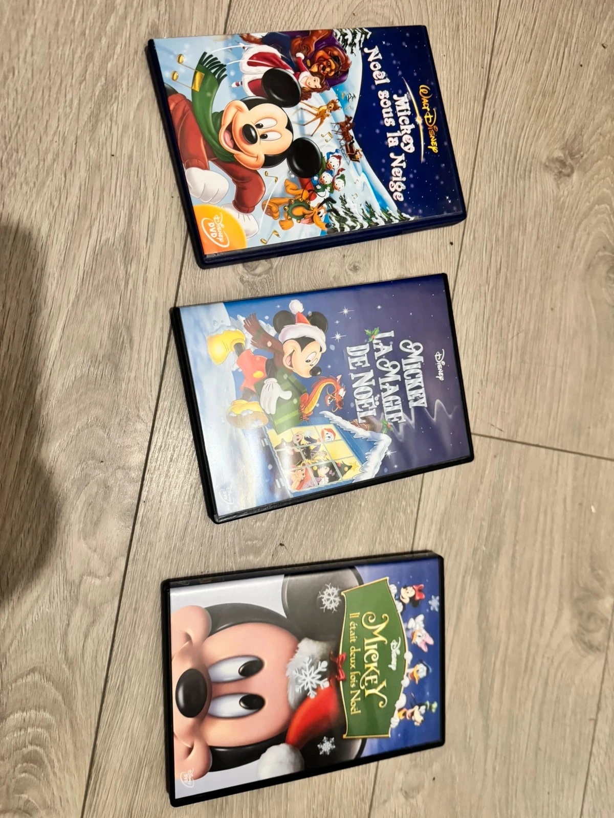 Lot de 3 DVD Disney spécial Noël 🎄